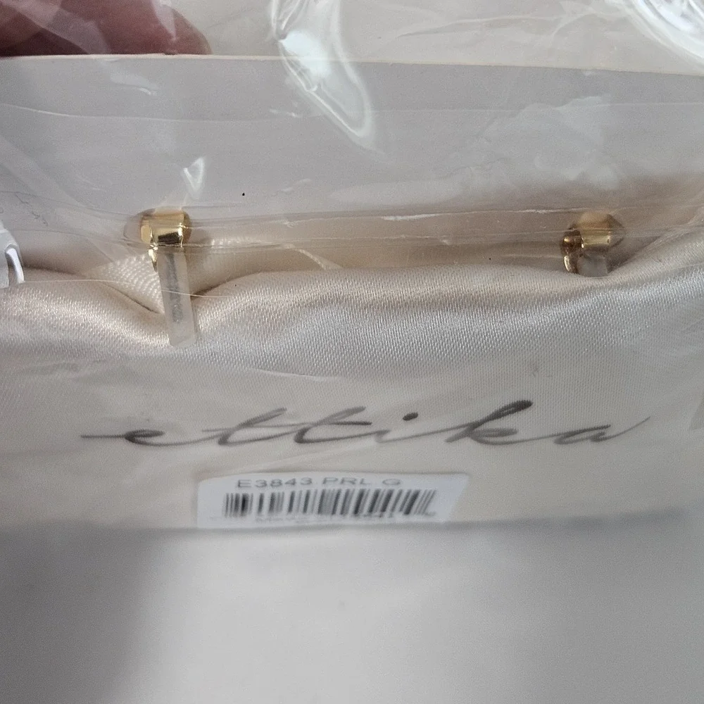 Ettika 18k Gold Plated Imitation Pearl Dangle Drop Earrings New Dust Bag - Picture 5 of 6